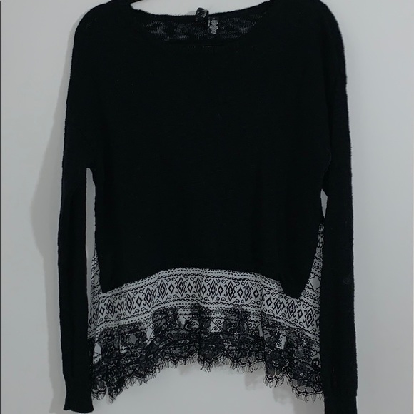 BKE Sweaters - BKE Boutique Light Weight Sweater BKE Sweaters - BKE Boutique Light Weight Sweater